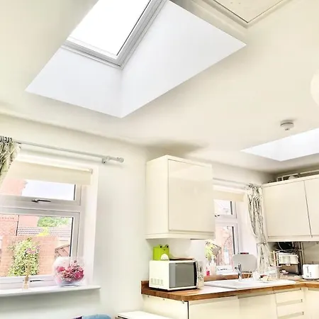 Entire Flat Free Parking Quiet Area *self-check In