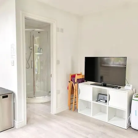 Appartement Entire Flat Free Parking Quiet Area *self-check In Leeds (West Yorkshire)